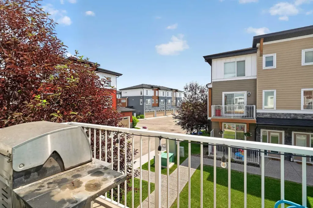 111 Rainbow Falls Gate Chestermere AB T1X 0Z4