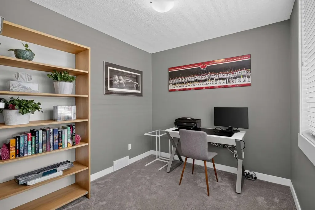 111 Rainbow Falls Gate Chestermere AB T1X 0Z4