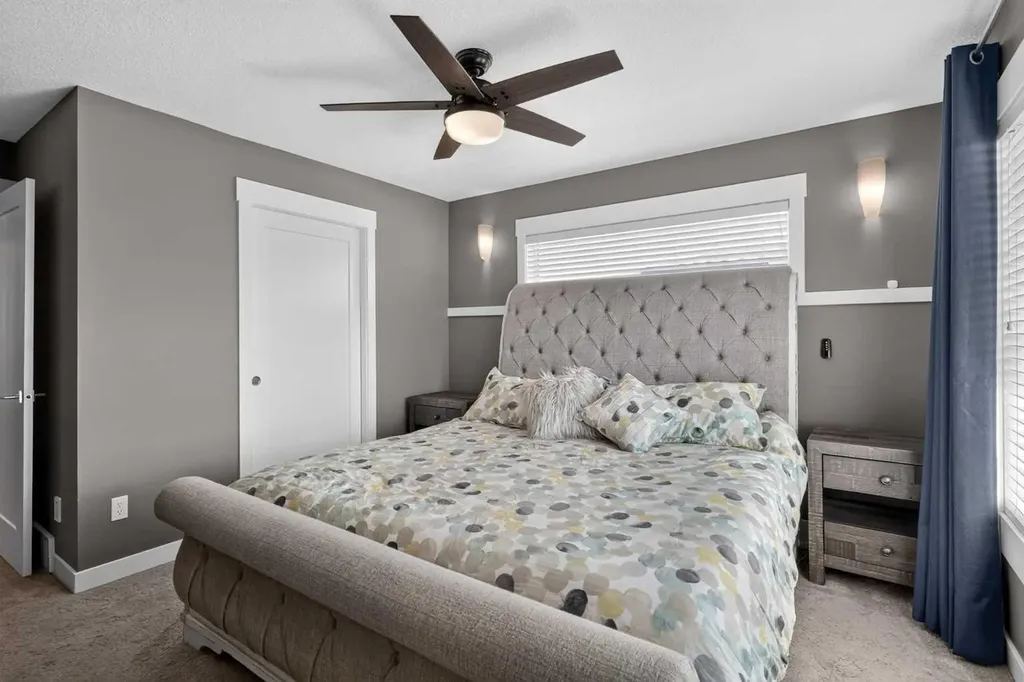 111 Rainbow Falls Gate Chestermere AB T1X 0Z4
