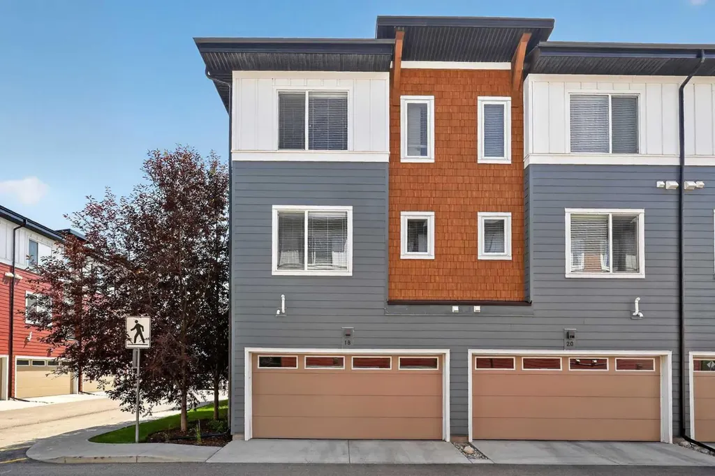111 Rainbow Falls Gate Chestermere AB T1X 0Z4