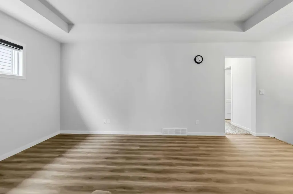 62 Wolf Hollow Way SE Calgary AB T2X 1T8