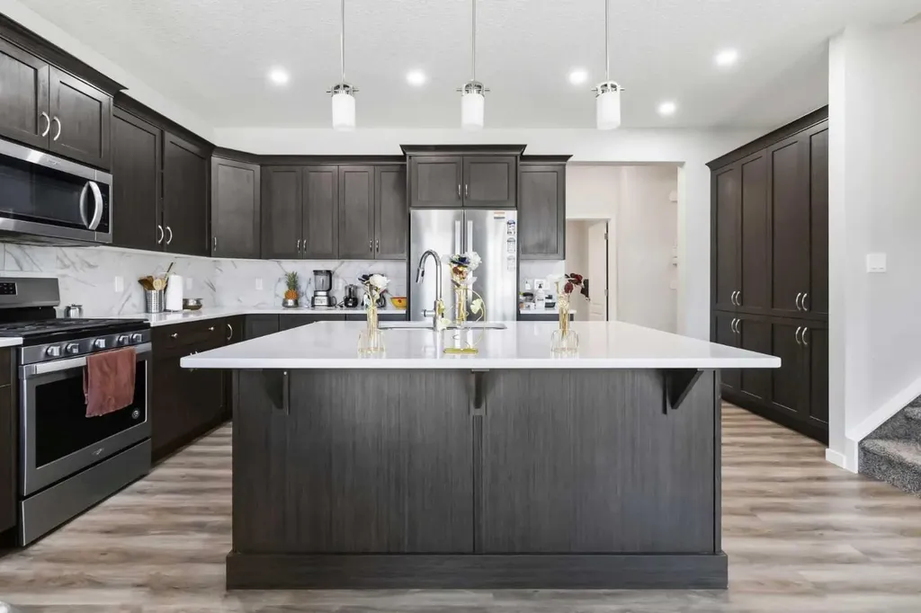62 Wolf Hollow Way SE Calgary AB T2X 1T8