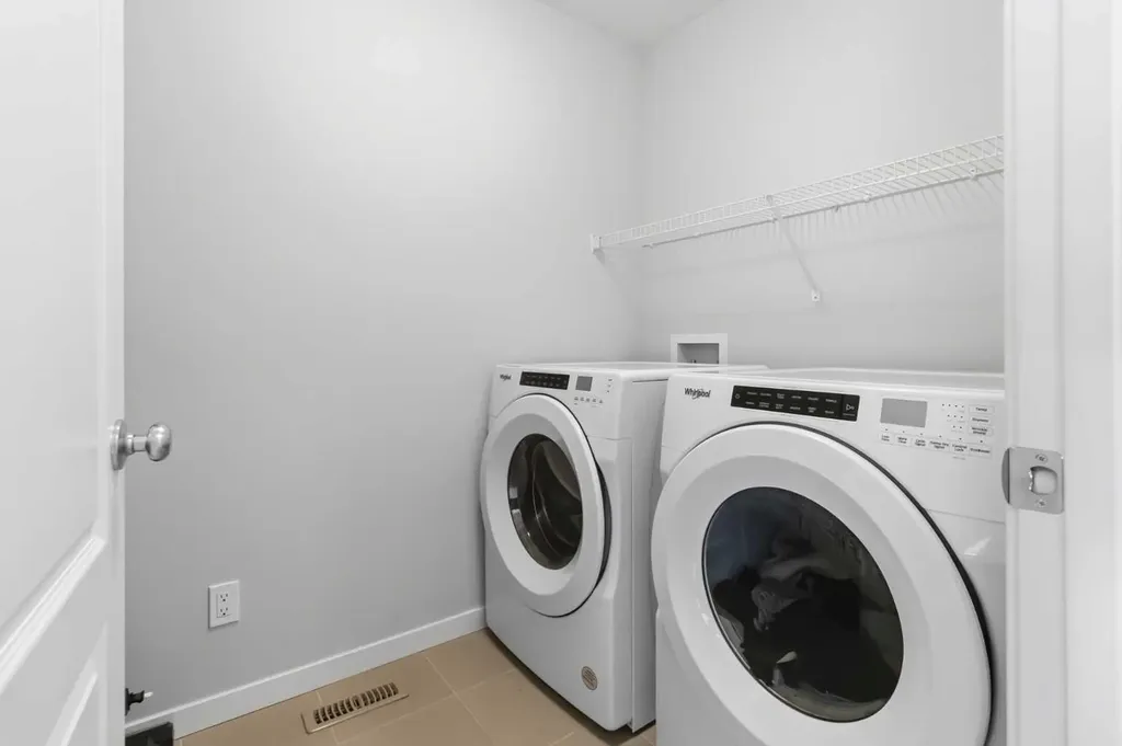 62 Wolf Hollow Way SE Calgary AB T2X 1T8
