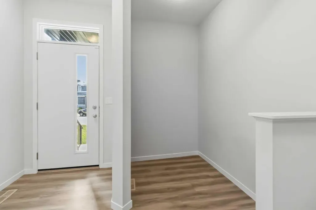 62 Wolf Hollow Way SE Calgary AB T2X 1T8