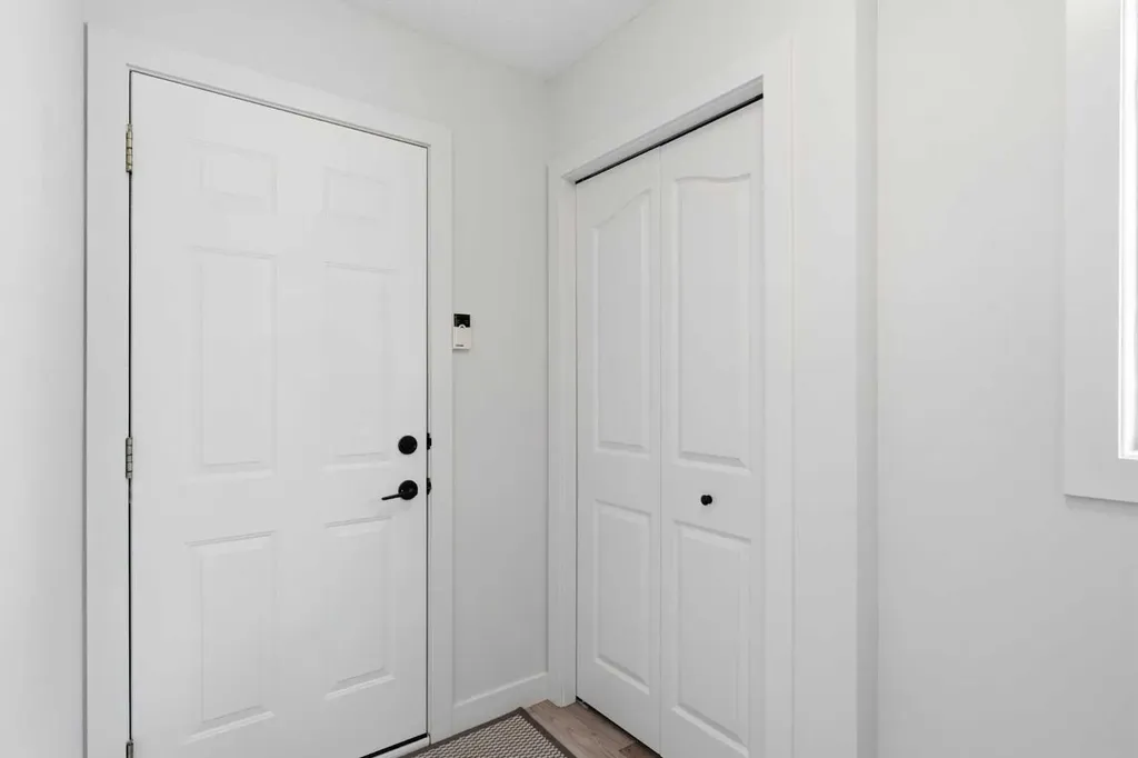 271 Sienna Park View SW Calgary AB T3H 3L2