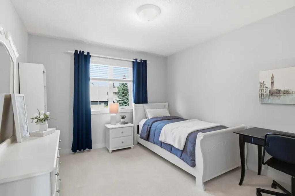 271 Sienna Park View SW Calgary AB T3H 3L2