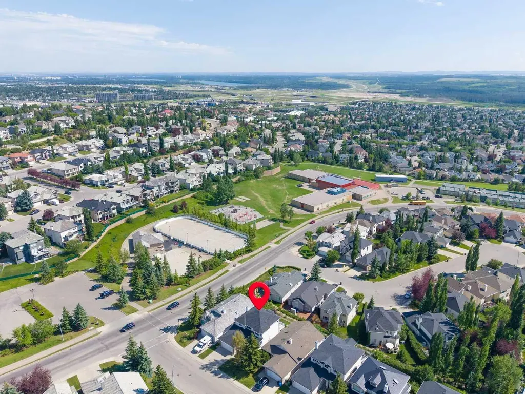 271 Sienna Park View SW Calgary AB T3H 3L2