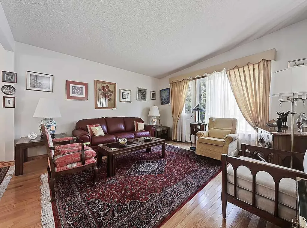 3911 Vincent Drive NW Calgary AB T2N 0K2