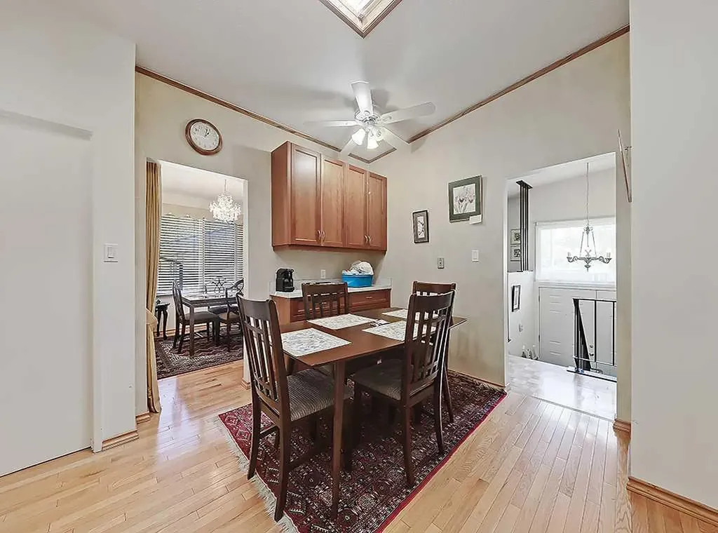 3911 Vincent Drive NW Calgary AB T2N 0K2
