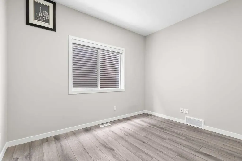 109 Mallard Grove SE Calgary AB T3S 0E2