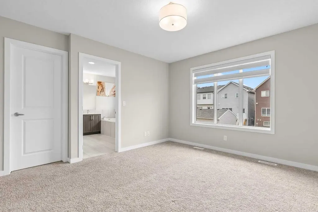 109 Mallard Grove SE Calgary AB T3S 0E2