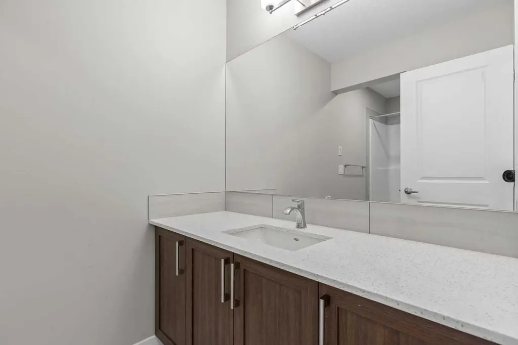 109 Mallard Grove SE Calgary AB T3S 0E2