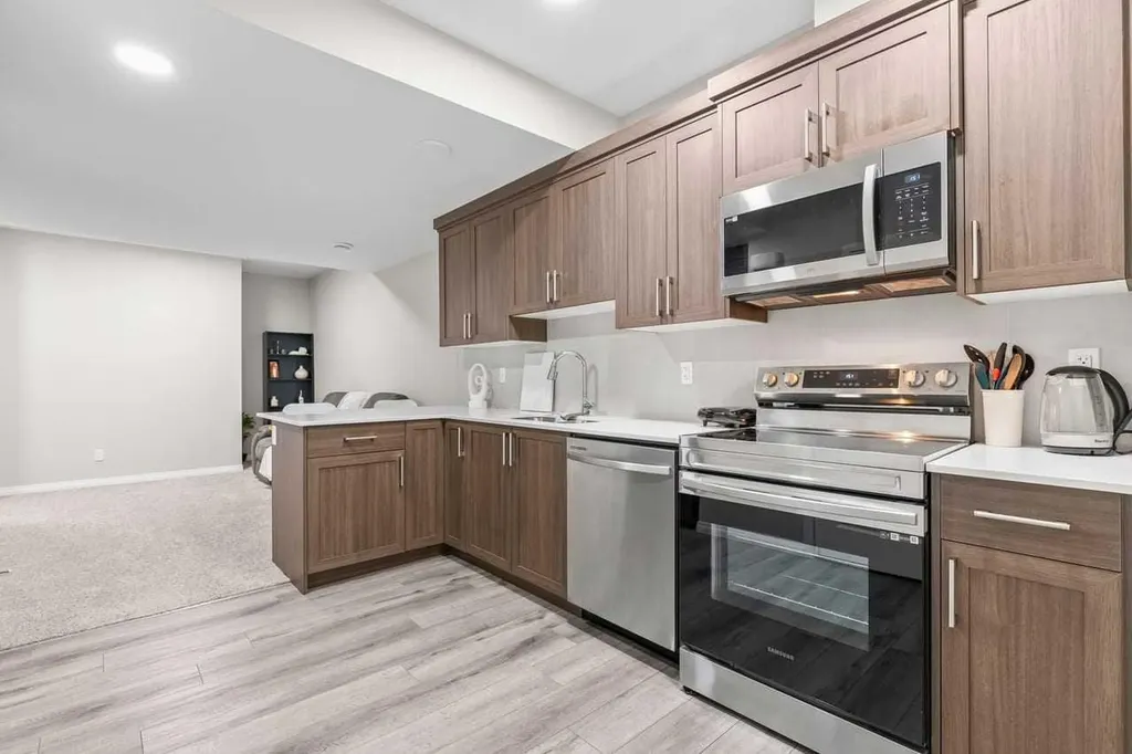 109 Mallard Grove SE Calgary AB T3S 0E2