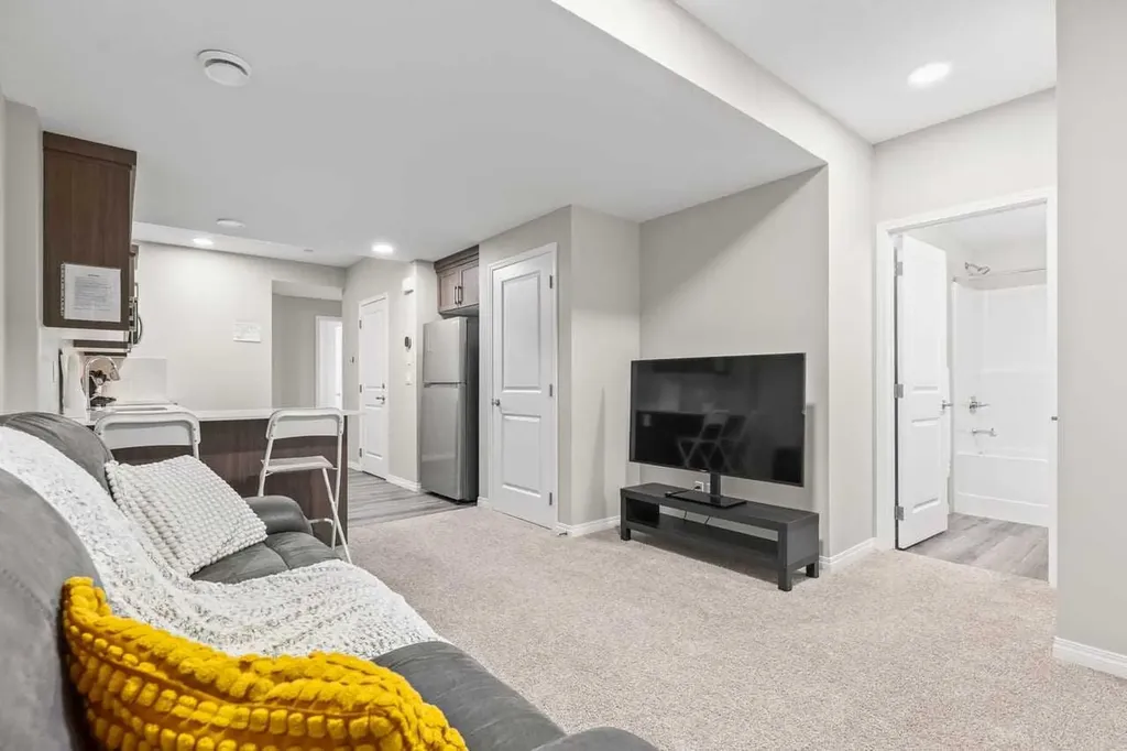 109 Mallard Grove SE Calgary AB T3S 0E2
