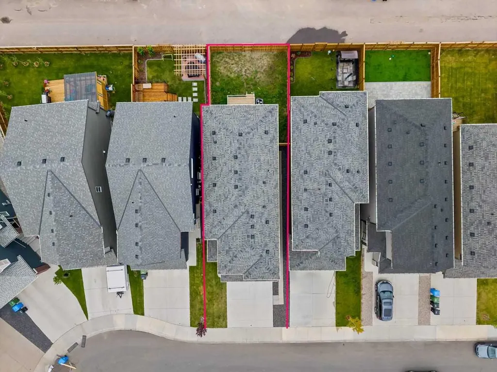 109 Mallard Grove SE Calgary AB T3S 0E2