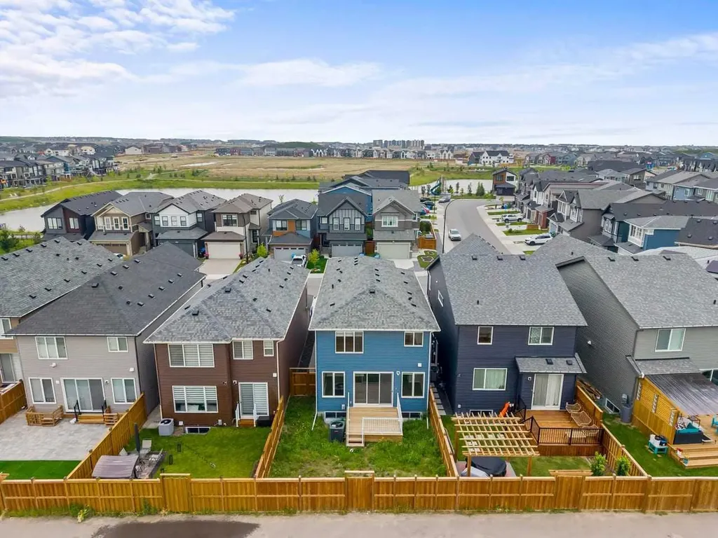 109 Mallard Grove SE Calgary AB T3S 0E2