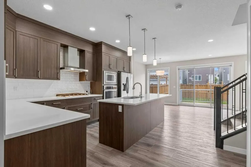 109 Mallard Grove SE Calgary AB T3S 0E2