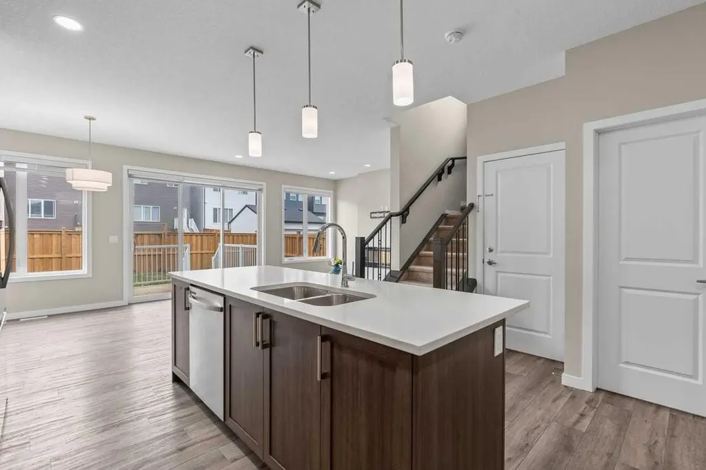 109 Mallard Grove SE Calgary AB T3S 0E2