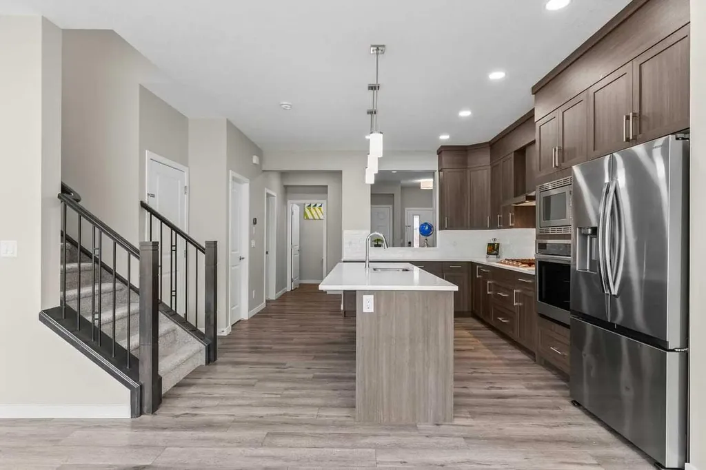 109 Mallard Grove SE Calgary AB T3S 0E2