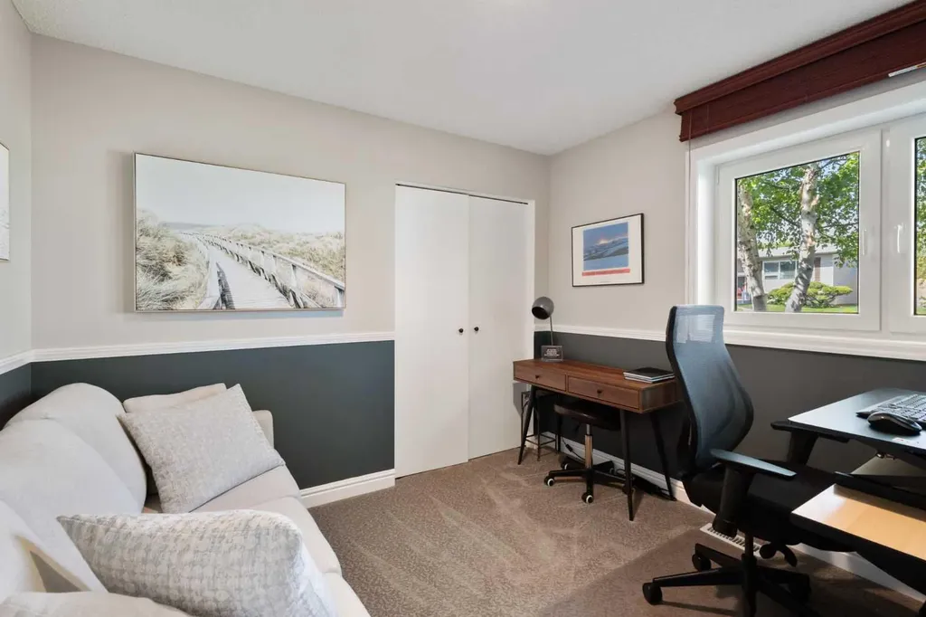 10720 Maplecrest Road SE Calgary AB T2J 1Y1