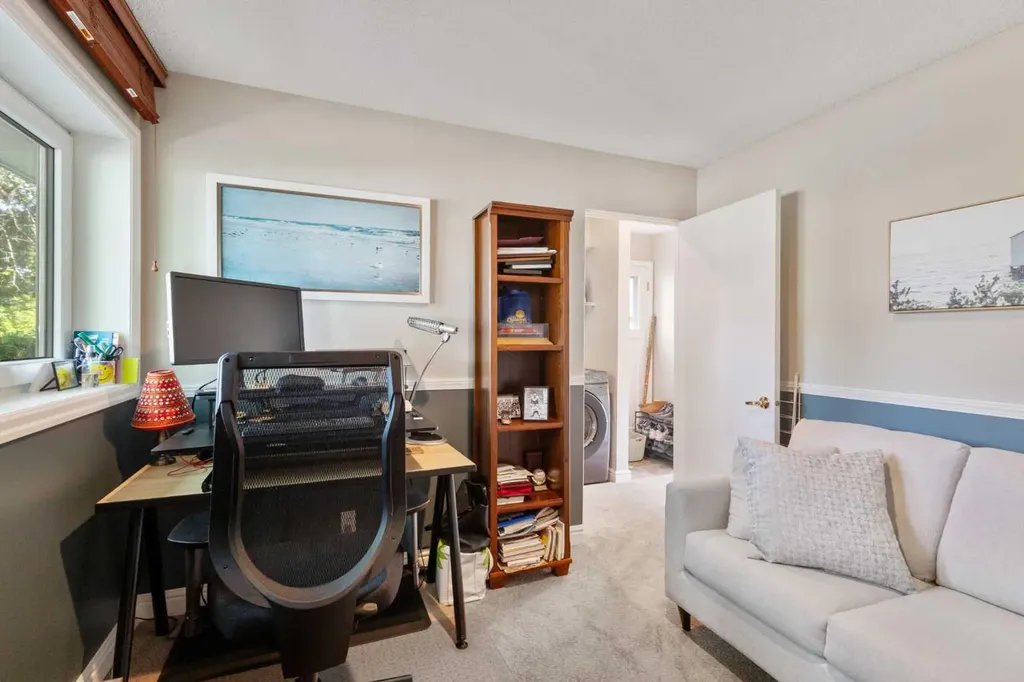 10720 Maplecrest Road SE Calgary AB T2J 1Y1