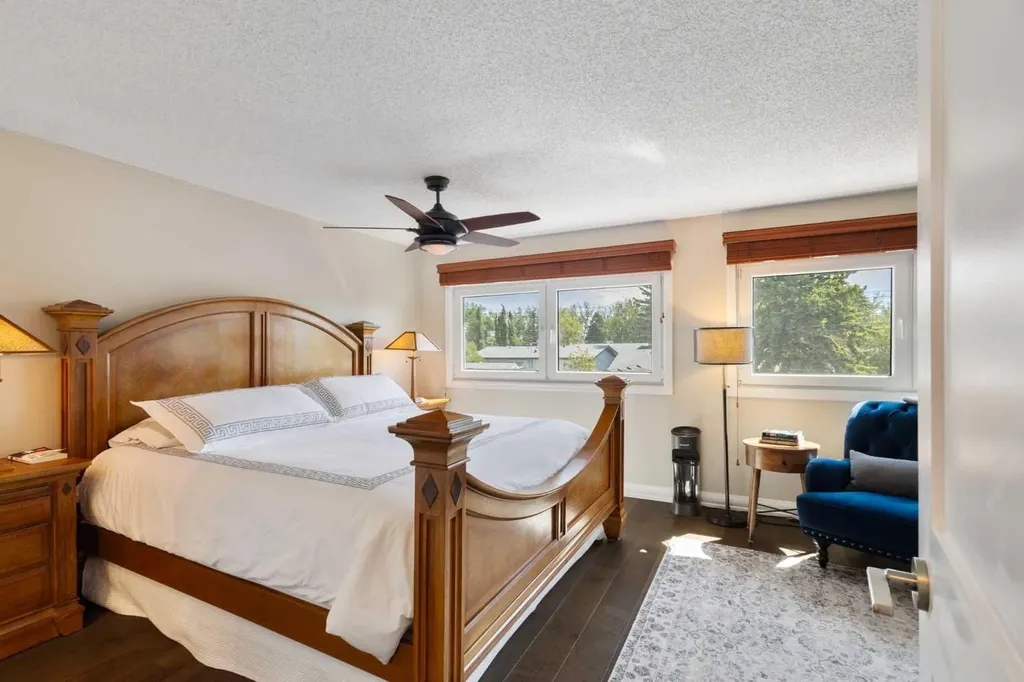 10720 Maplecrest Road SE Calgary AB T2J 1Y1