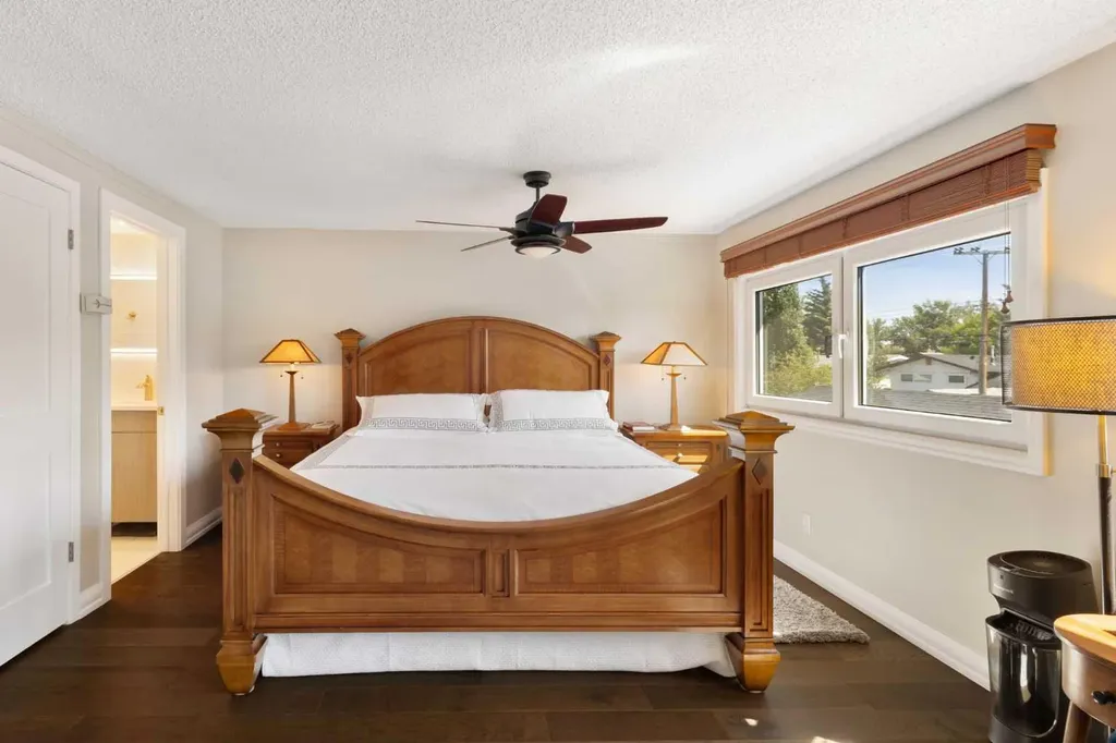 10720 Maplecrest Road SE Calgary AB T2J 1Y1
