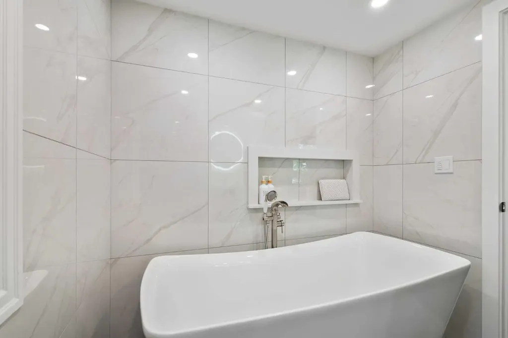 10720 Maplecrest Road SE Calgary AB T2J 1Y1