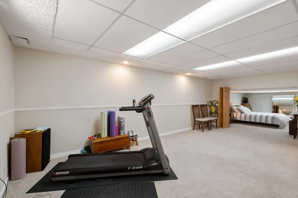 10720 Maplecrest Road SE Calgary AB T2J 1Y1