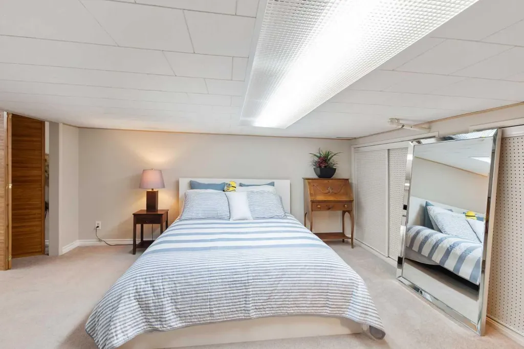 10720 Maplecrest Road SE Calgary AB T2J 1Y1