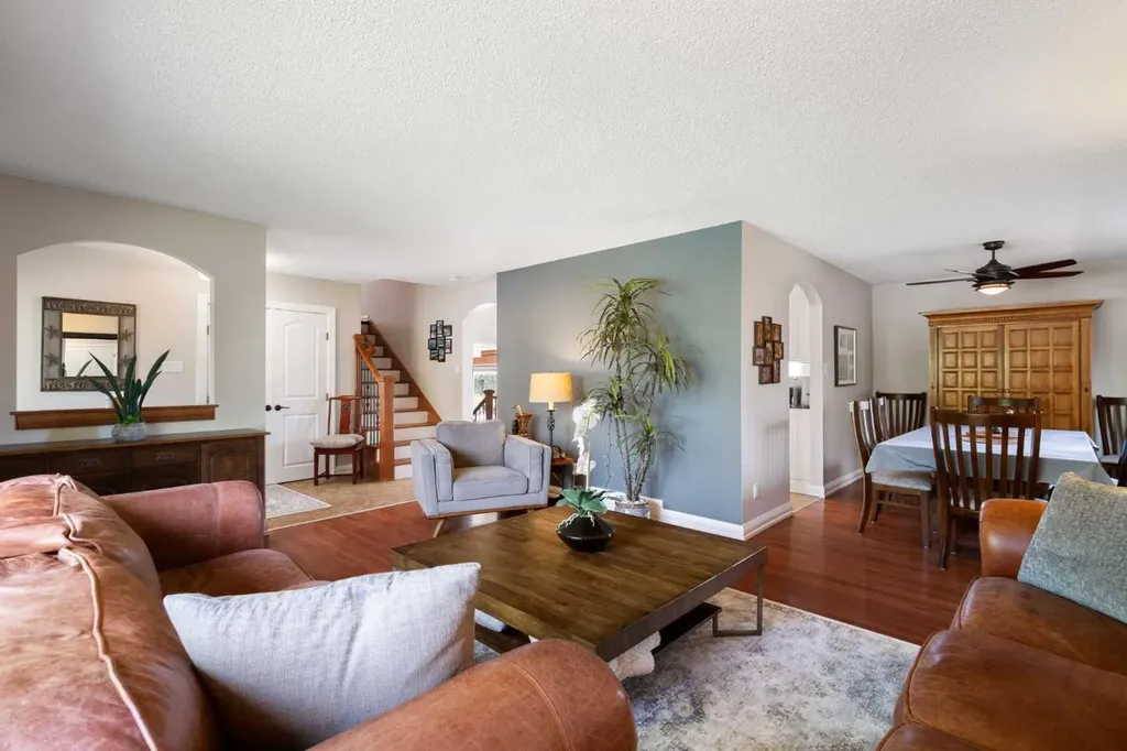 10720 Maplecrest Road SE Calgary AB T2J 1Y1