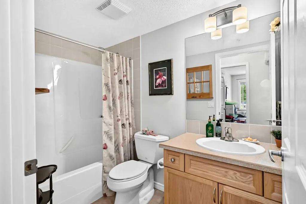200 Community Way Okotoks AB T1S2L2