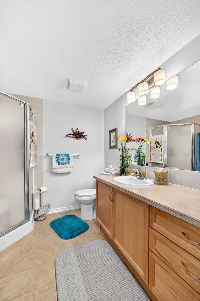 200 Community Way Okotoks AB T1S2L2
