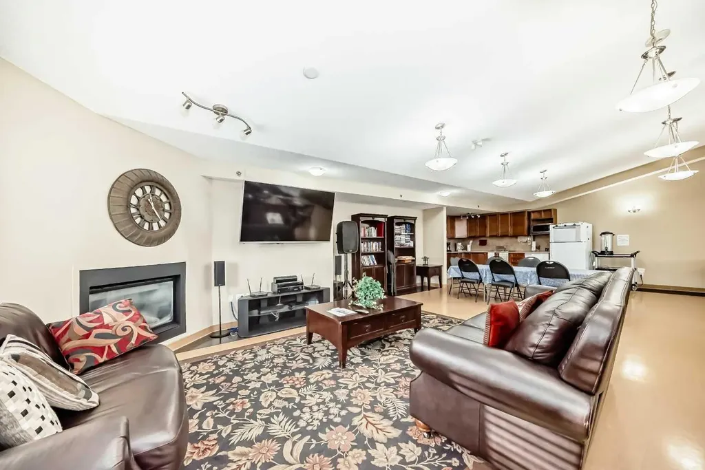 200 Community Way Okotoks AB T1S2L2