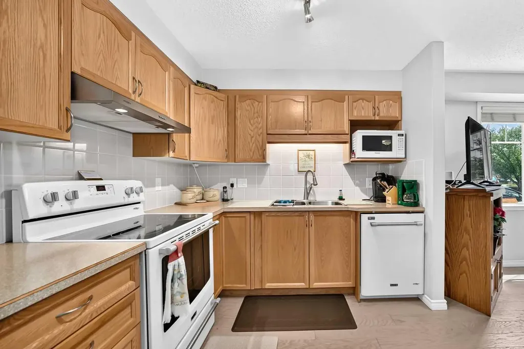 200 Community Way Okotoks AB T1S2L2