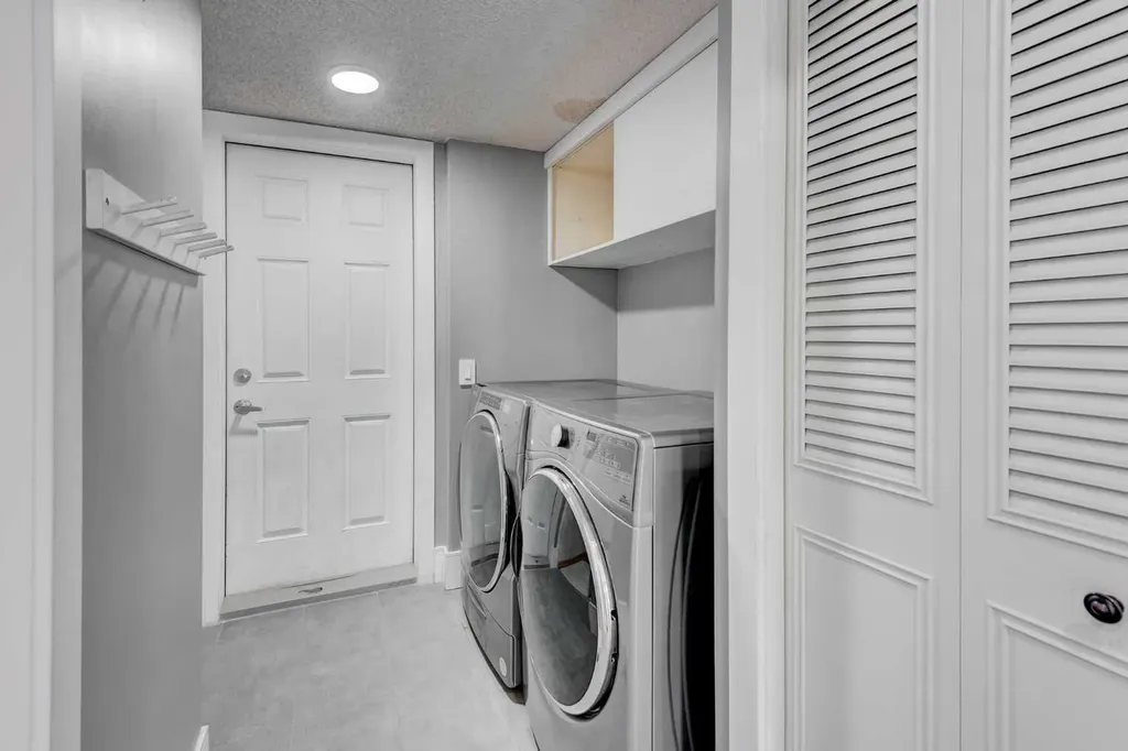 1320 116 Avenue SW Calgary AB t2w2a5