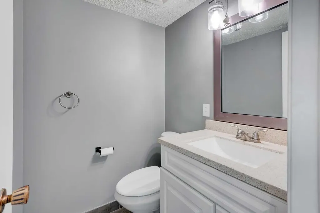 1320 116 Avenue SW Calgary AB t2w2a5