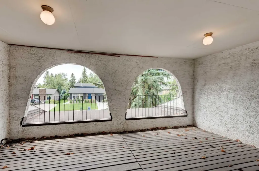 1320 116 Avenue SW Calgary AB t2w2a5