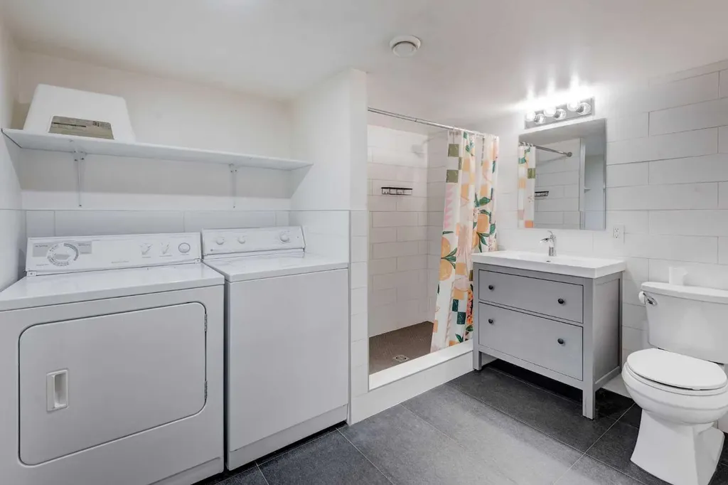 1320 116 Avenue SW Calgary AB t2w2a5