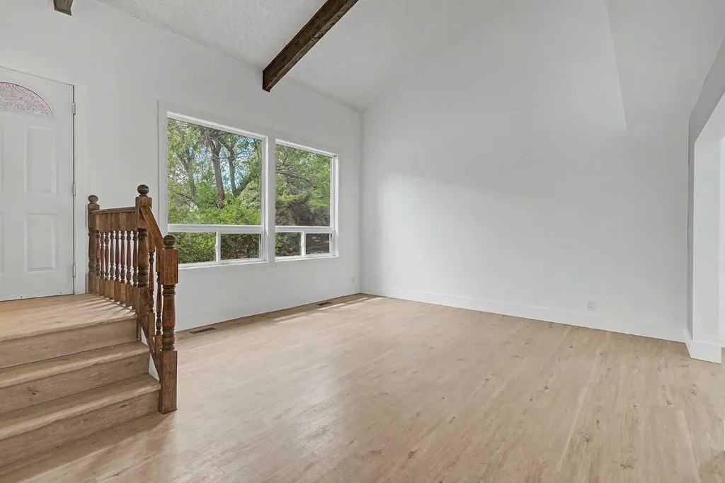 1320 116 Avenue SW Calgary AB t2w2a5