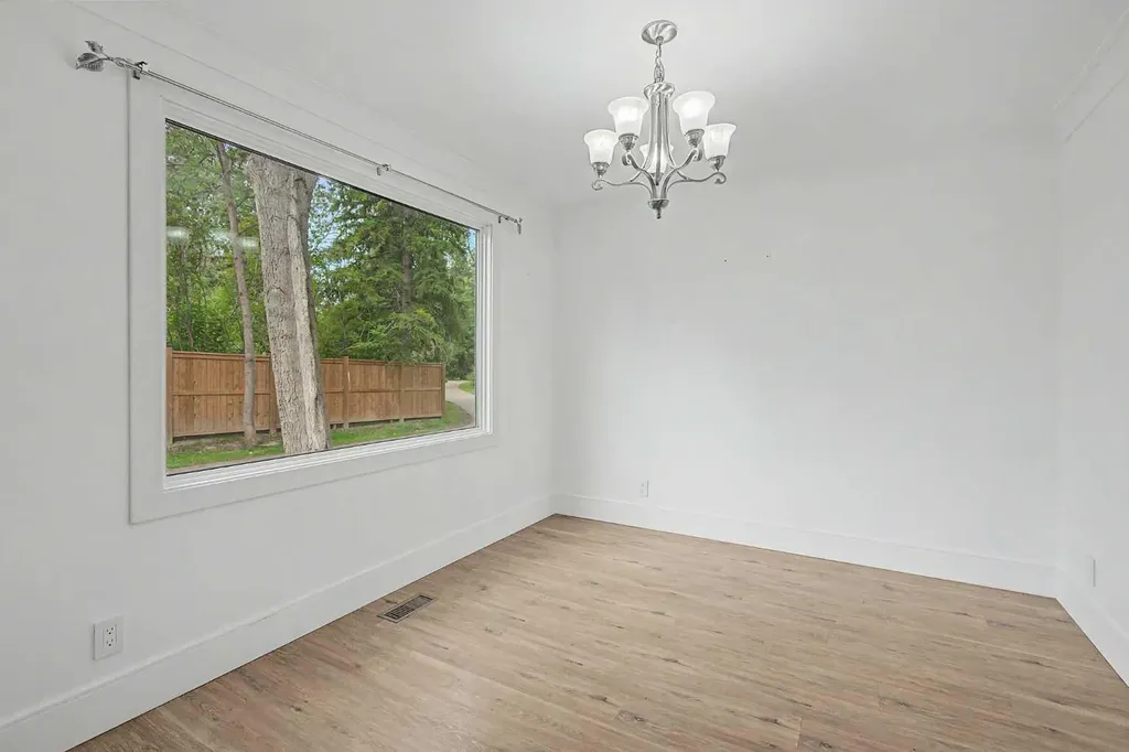 1320 116 Avenue SW Calgary AB t2w2a5