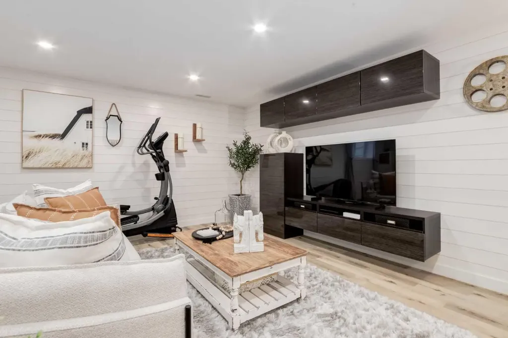444 Evansglen Drive NW Calgary AB T3P 0P1
