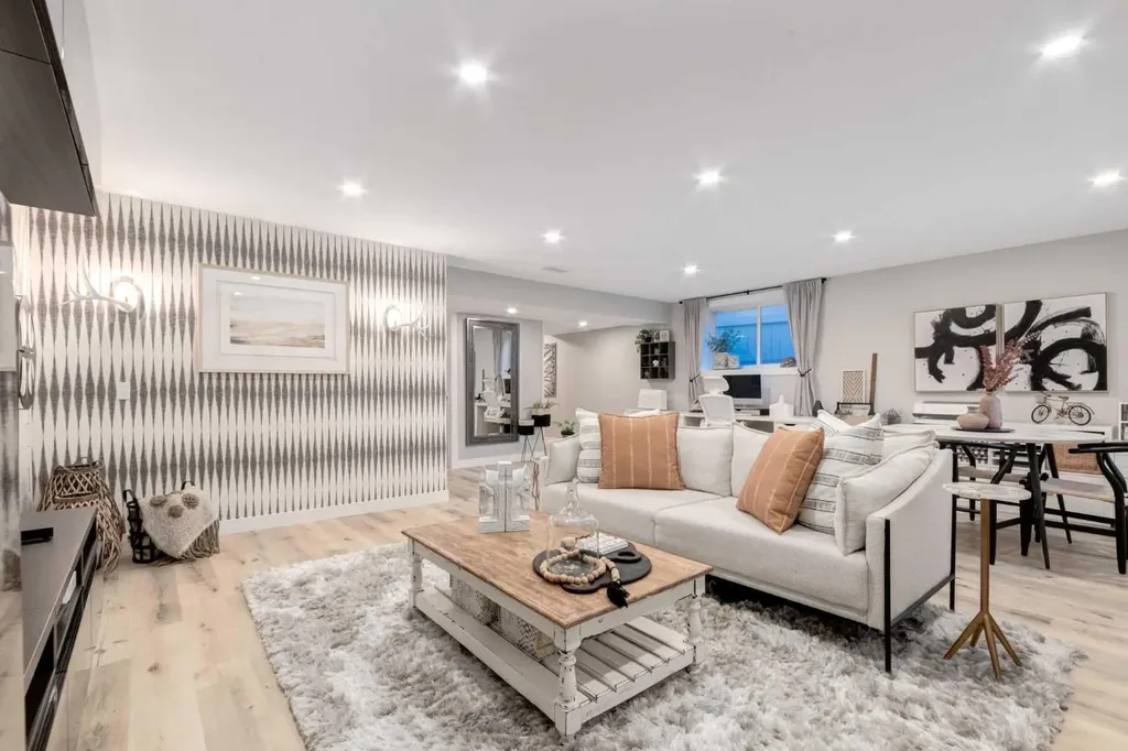 444 Evansglen Drive NW Calgary AB T3P 0P1