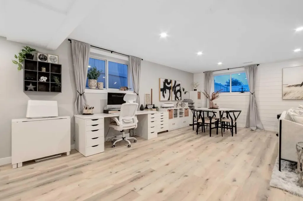 444 Evansglen Drive NW Calgary AB T3P 0P1