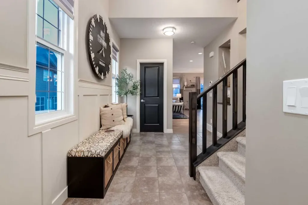 444 Evansglen Drive NW Calgary AB T3P 0P1