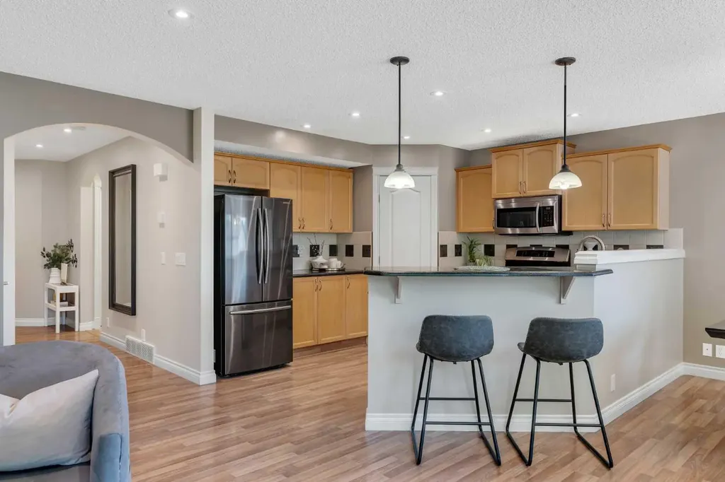 292 Coville Close NE Calgary AB T3K 5V7