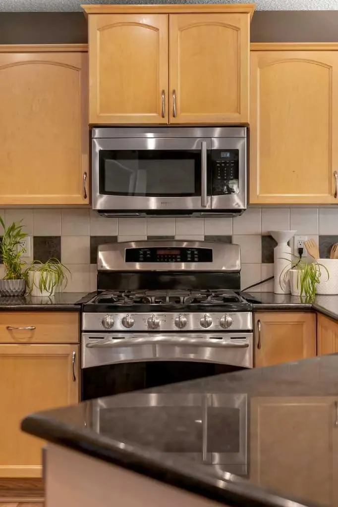 292 Coville Close NE Calgary AB T3K 5V7