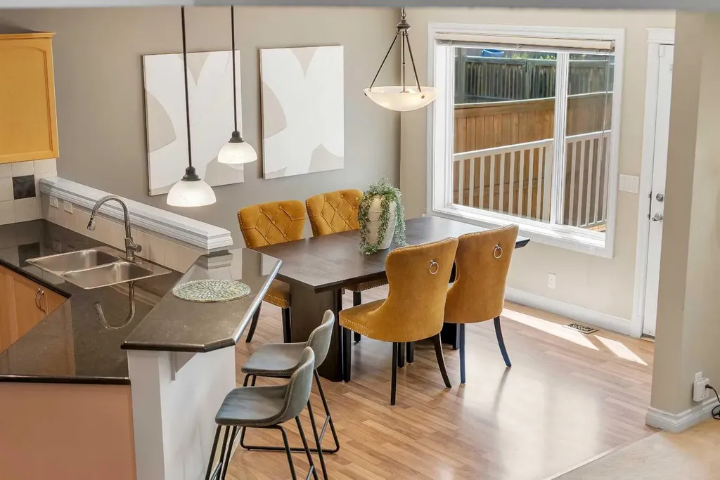 292 Coville Close NE Calgary AB T3K 5V7
