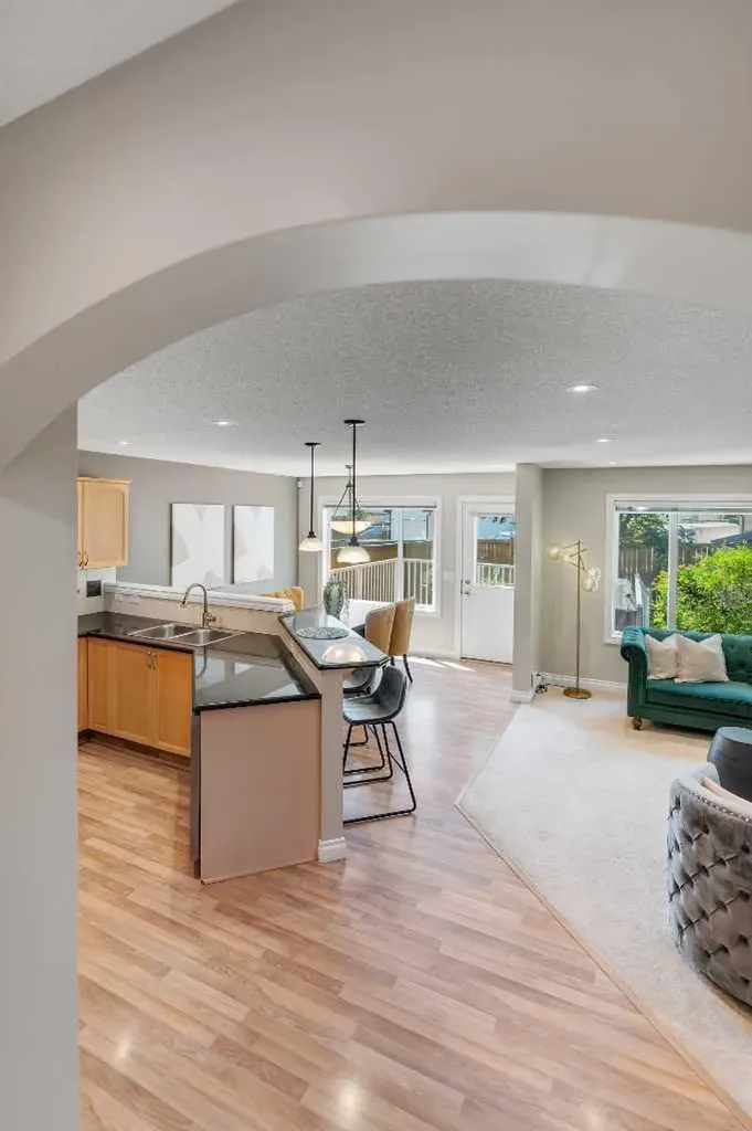 292 Coville Close NE Calgary AB T3K 5V7