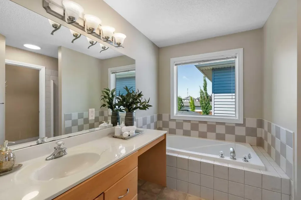 292 Coville Close NE Calgary AB T3K 5V7